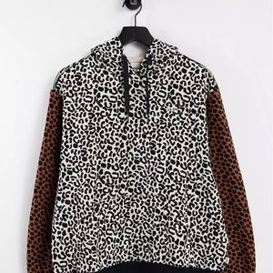 NWOT Ladies XL  Vans drawstring multi animal print hoodie